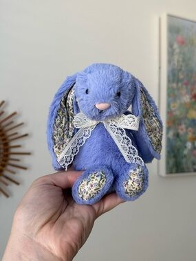Jellycat Bashful Blossom Bluebell Bunny